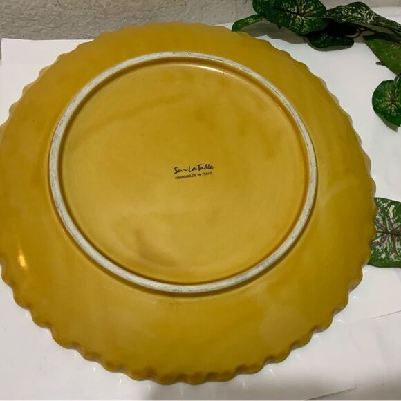 New Sur La Table Spring Summer Floral Design  scalloped Plate Italy Flower 15” - Picture 4 of 6
